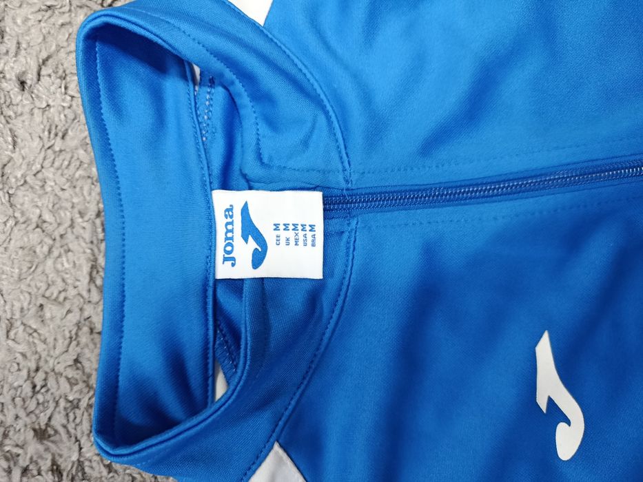 Продам спортивну кофту Joma