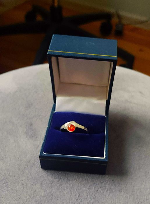 Pierścionek z bursztynem | rozmiar 20 | z metką | klasyczny design