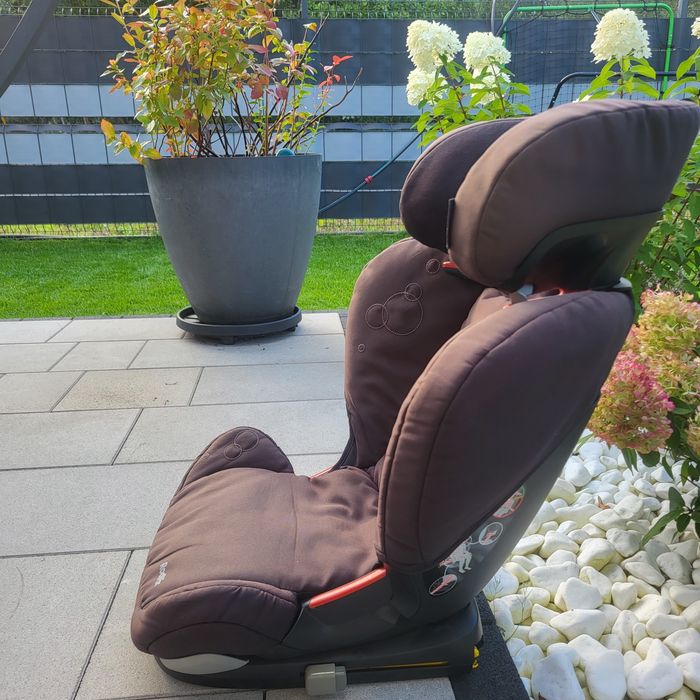 Fotelik Maxi-Cosi RodiFix 15-36