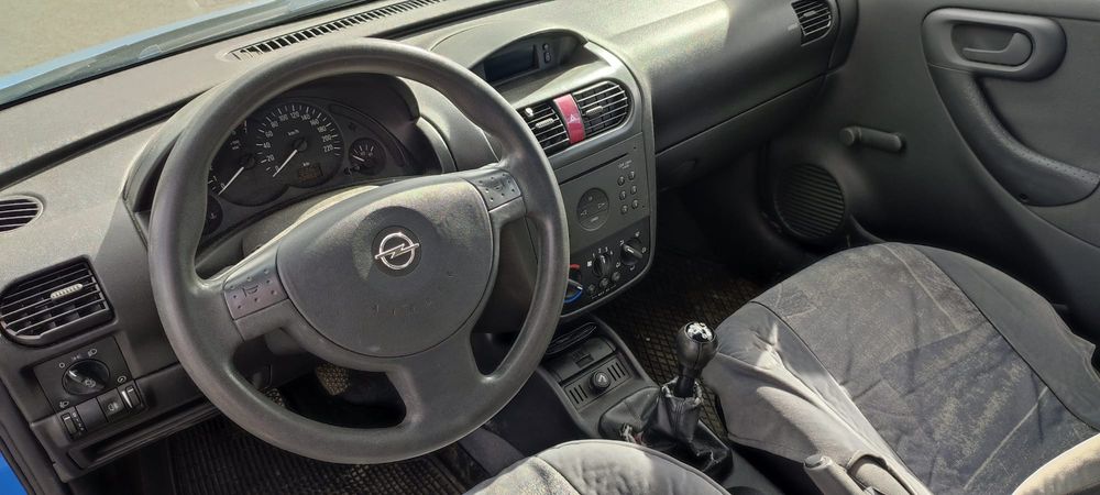 Opel Corsa 1.0 niebieski