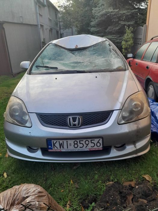 Honda Civic 1.7 CTDi 2005 – odpala, sprawna mechanicznie, po zderzeniu z łosiem