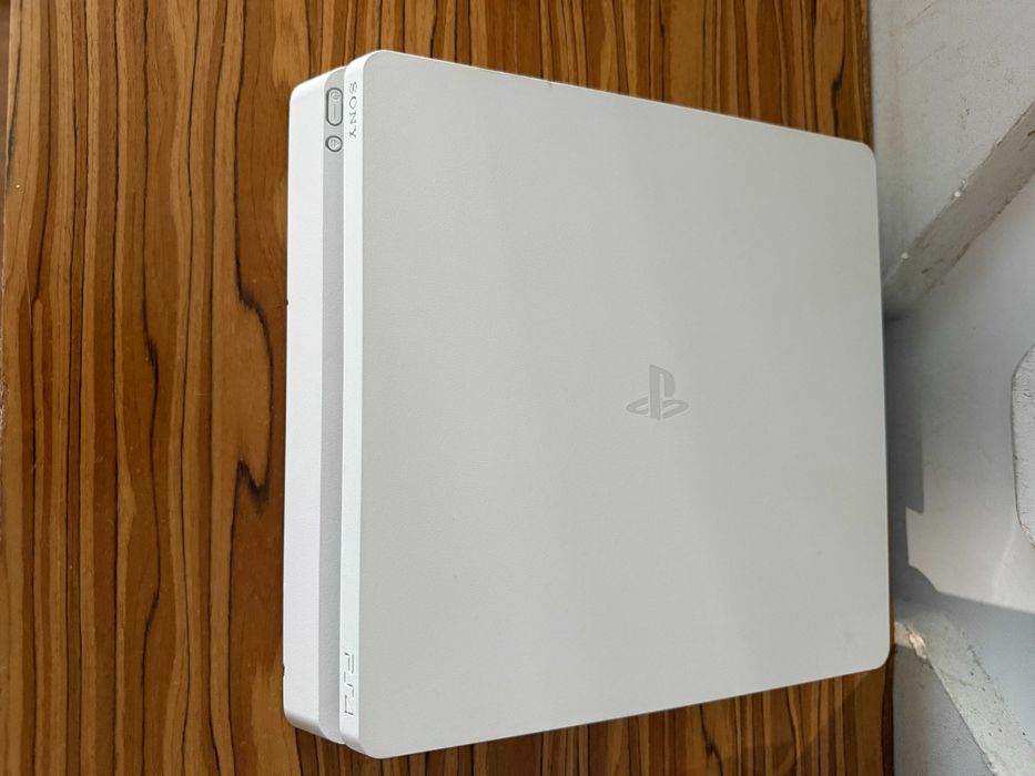 [PS4] Konsola Sony PlayStation 4 Slim White + 2 Pady + GTA V Biały zestaw
