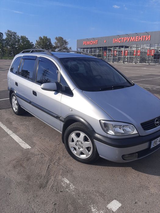 Опель зафира а 1.8 бензин 2000г