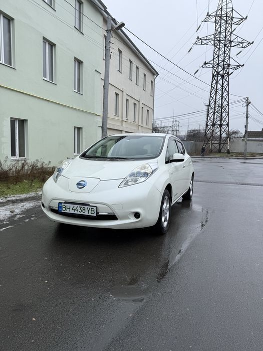 Nissan Leaf 2012 24кв+8кв