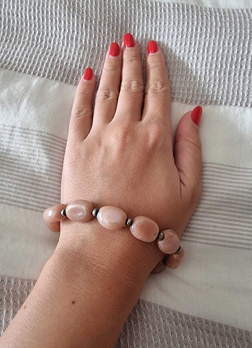 Pulseira em tons damasco/ castanho claro