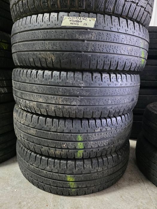 225/75R16C Michelin Agilis Camping