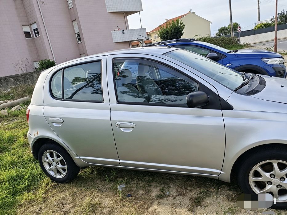 Vendo Toyota Yaris