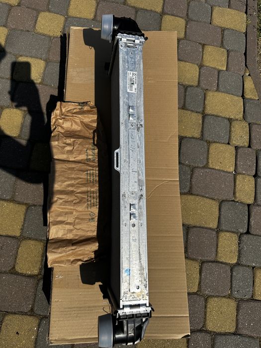 Радіатор радиатор інтеркулер спрінтер W910 2.0 OM654 Sprinter