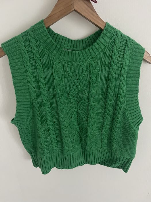 вʼязана жилетка