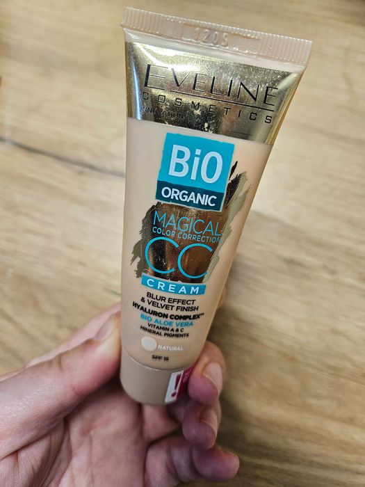 Eveline Eveline Cosmetics Magical krem CC Natural 30 ml