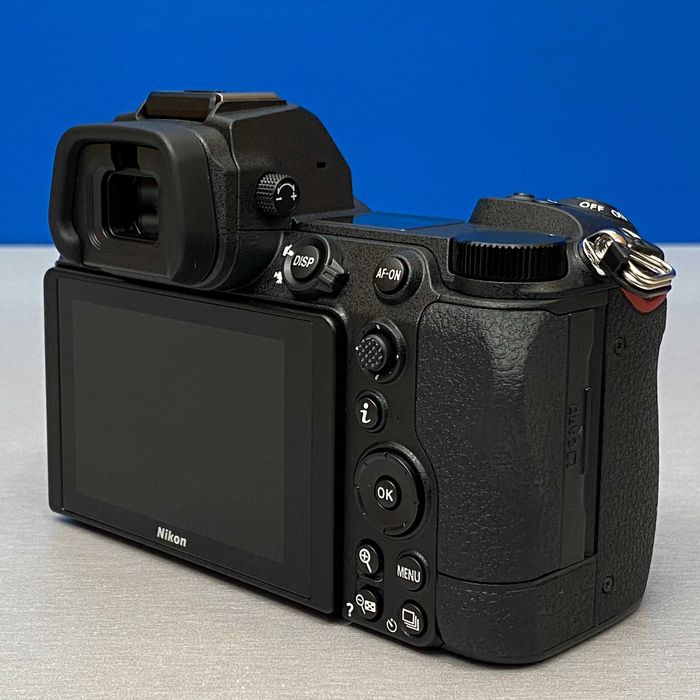 Nikon Z6 II (Corpo) - 24.5MP | 3 ANOS DE GARANTIA