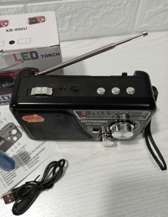 Радіо на акумуляторі Радіоприймач акумуляторний Радиоприемник