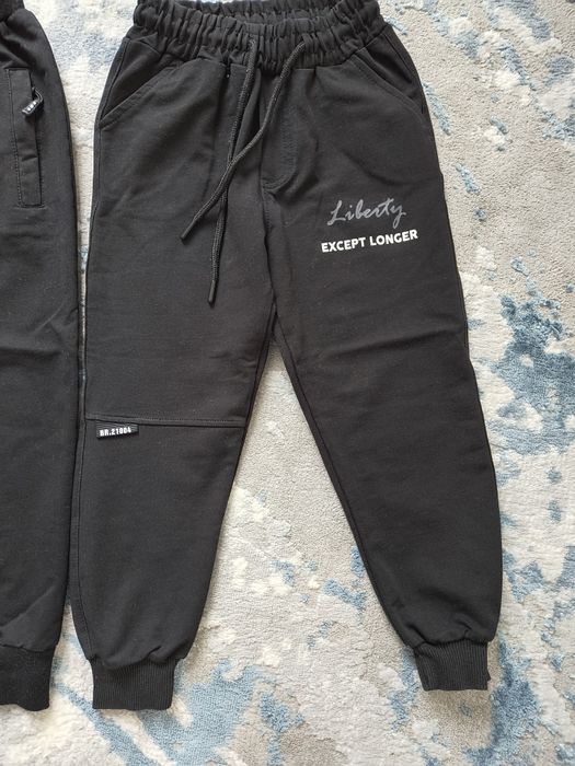 Штани чорні спортивні тонкі для хлопчика