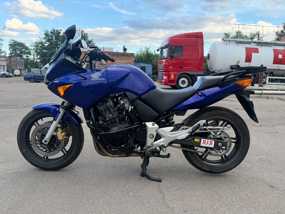Продам мотоцикл HONDA CBF 600 SA