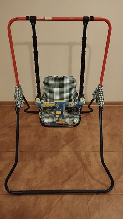 Huśtawka domowa dla małego dziecka