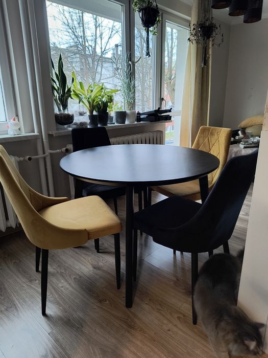 Stół okrągły IKEA LISABO czarny