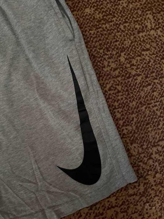 Котонові шорти/бріджі/штани Nike Swoosh,tech fleece,NSW,розмір S.