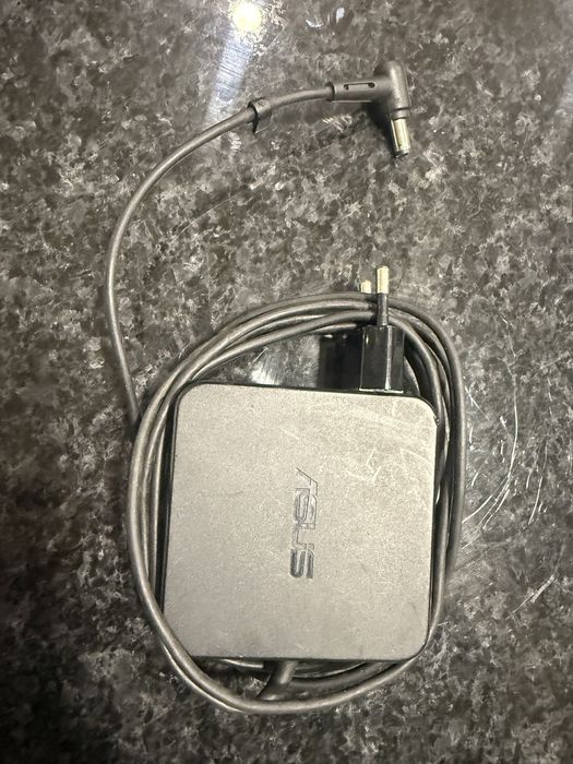 Carregador portátil Asus