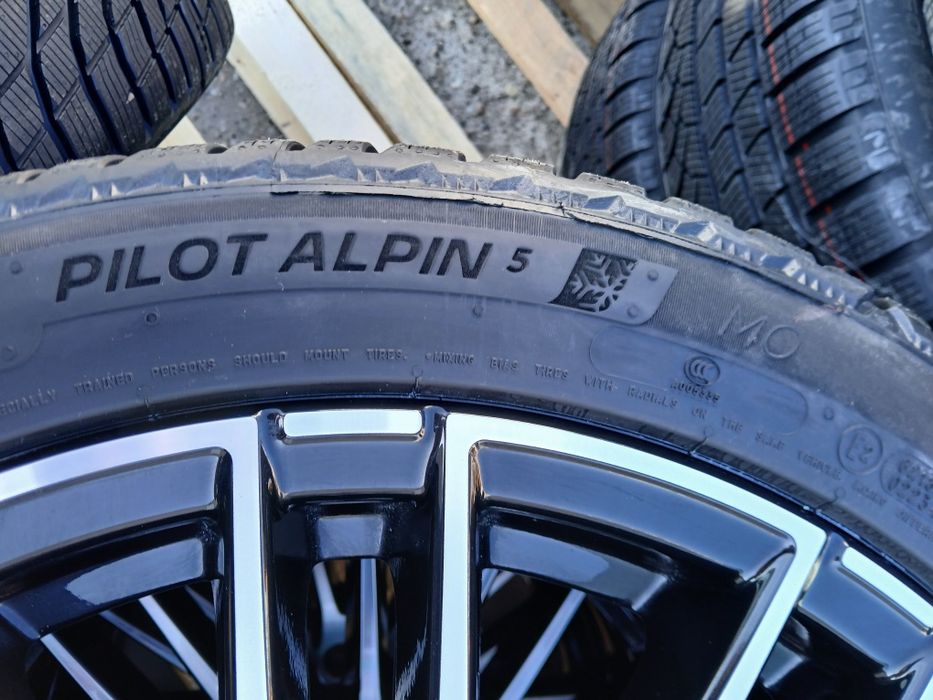 Komplet nowe koła zimowe mercedes w206 c-klasa 225/45r18 michelin MO