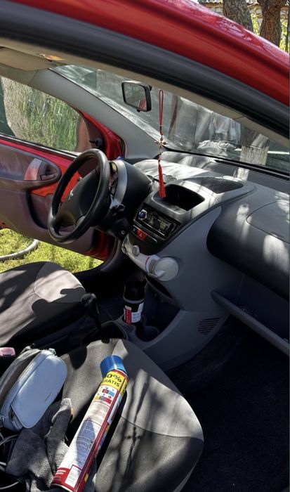 Продам Peugeot 107 (4,5л /100 км)