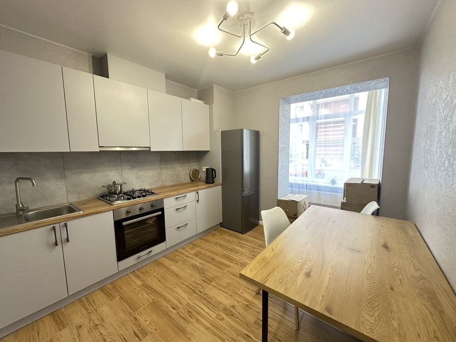 2к квартира з новим ремонтом. ЖК Покровський центр Гостомеля.