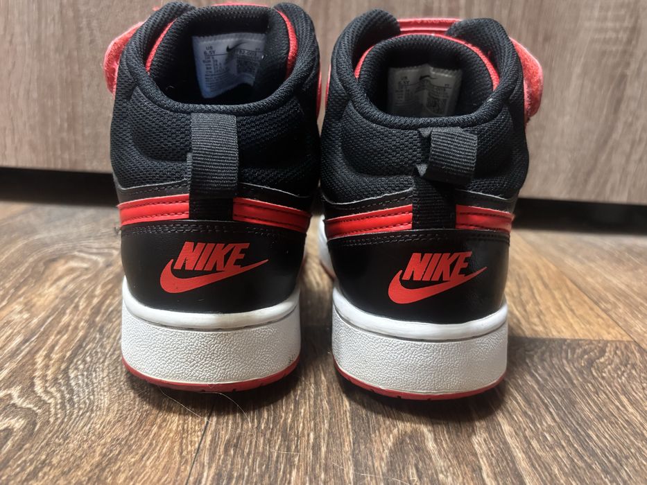 Високі кросівки Nike Court Borough Mid (Оригінал)