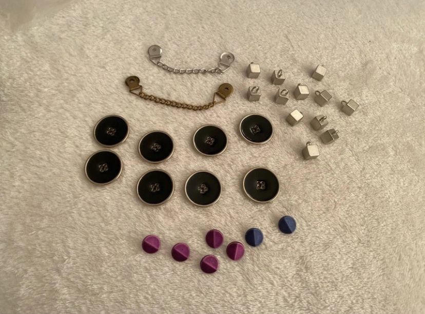 Conjunto de 100 botões de costura - liquidacao de stock