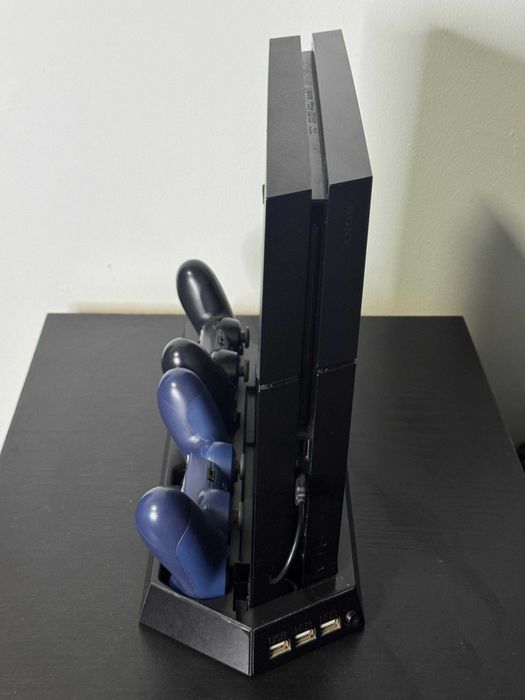 Ps4 Slim 500 GB + 2 Comandos Originais Sony + Jogos