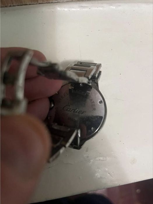 Cartier годинник на руку