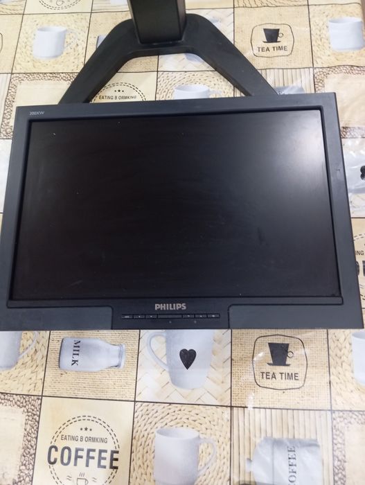 Монитор Filips 200XW 7EB