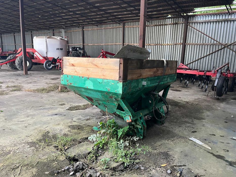 Розкидачі мінеральних добрив Amazone ZAM-18, 2008р