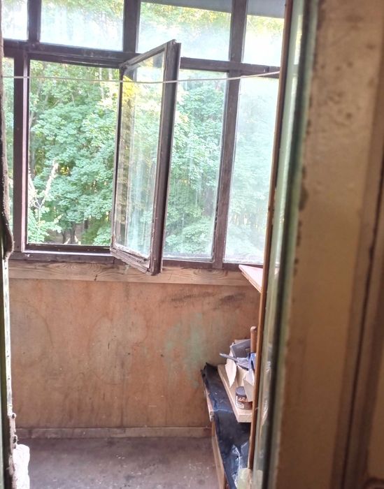 Продам 2-кімнатну квартиру в м. Лозова