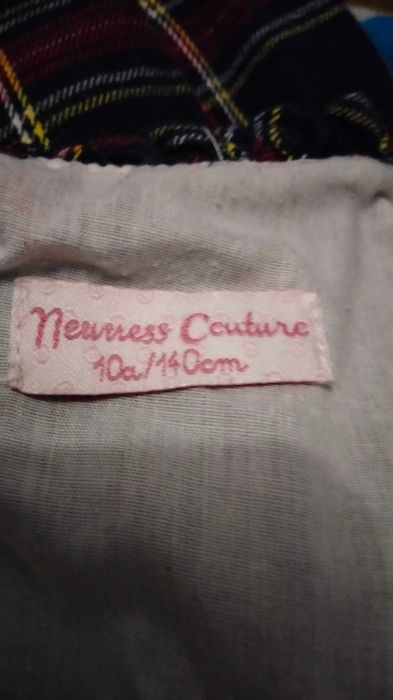 Roupa de mulher e criança