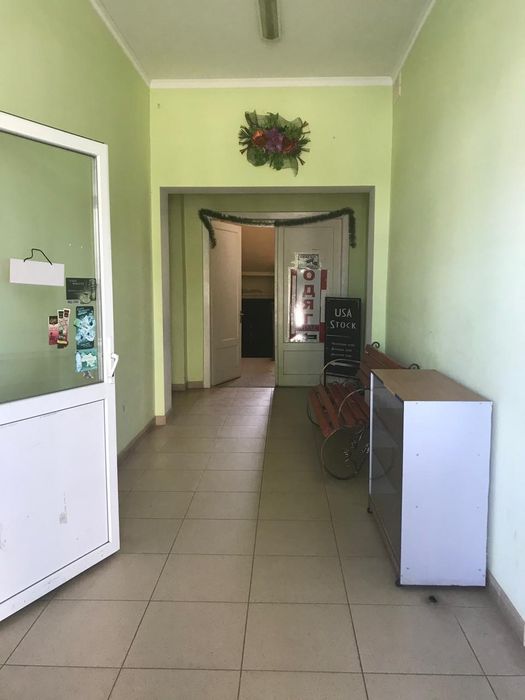 Продам комерційне приміщення