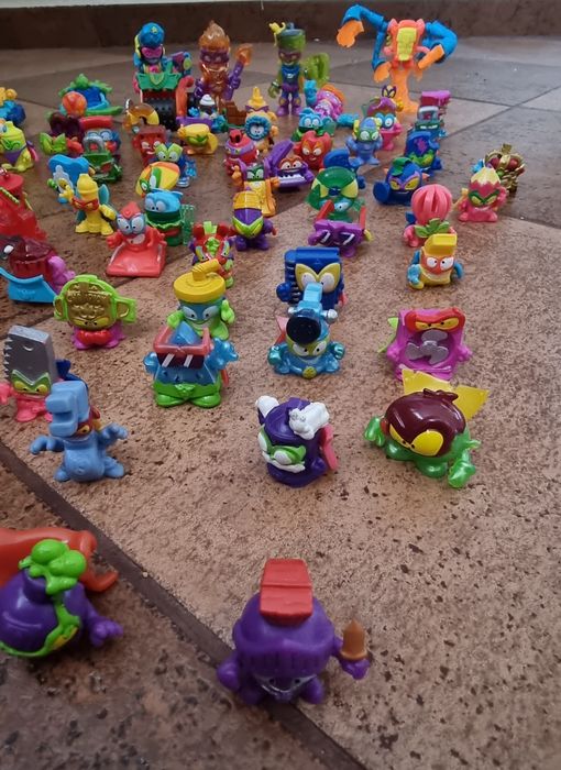 Super Zings figurki i pojazdy