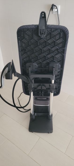 Ferro de engomar vertical