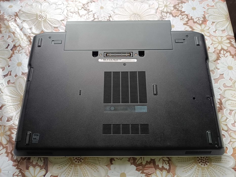 Ноутбук Dell E6430 i7-3740qm ОЗУ 8gb Nvidia NVS 5200m Усиленная АКБ