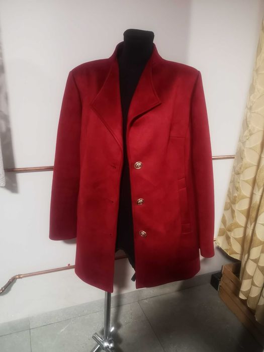 Płaszcz czerwono bordowy  rozmiar 48