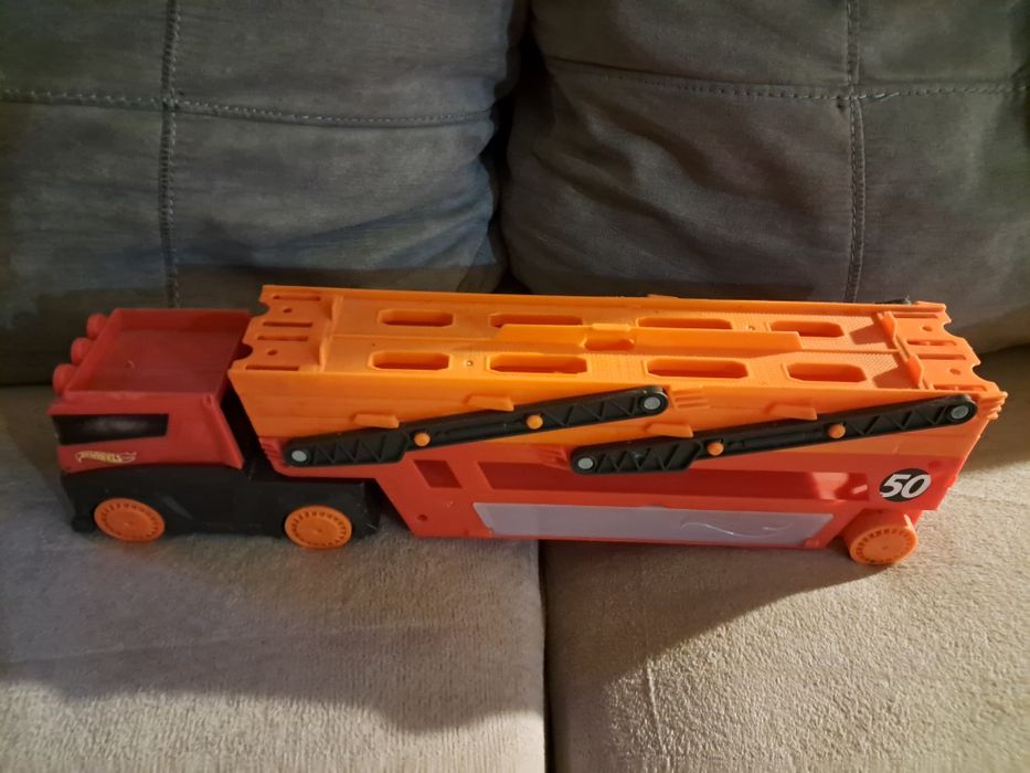 Трeйлер-автовоз hot wheels хотвілс