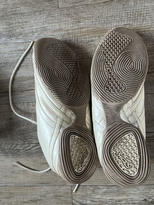 Кроссовки женские Reebok 38