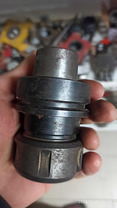 uchwyt z tulejka zaciskową do cnc