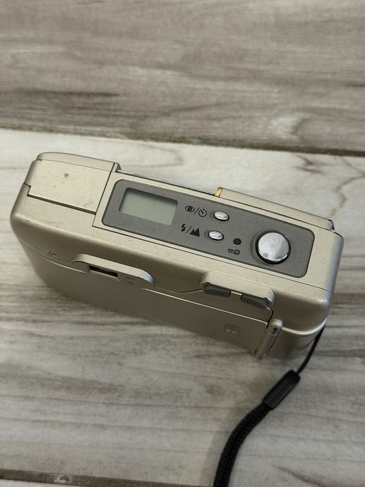 Фотоапарат Nikon Lite Touch 100W