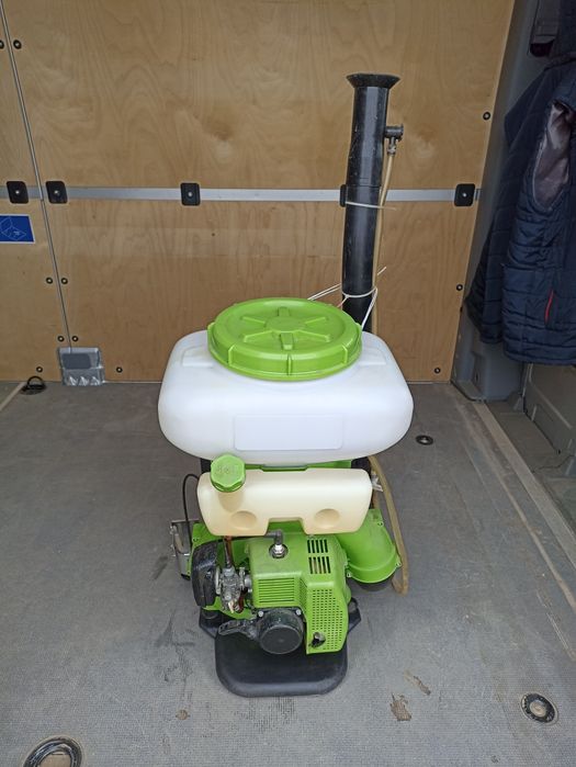 Оприскувач бензиновий, Мотооприскувач