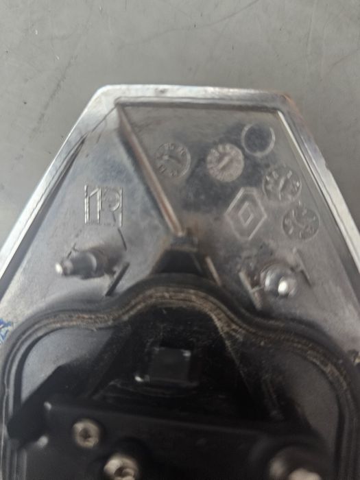 Camera traseira Renault