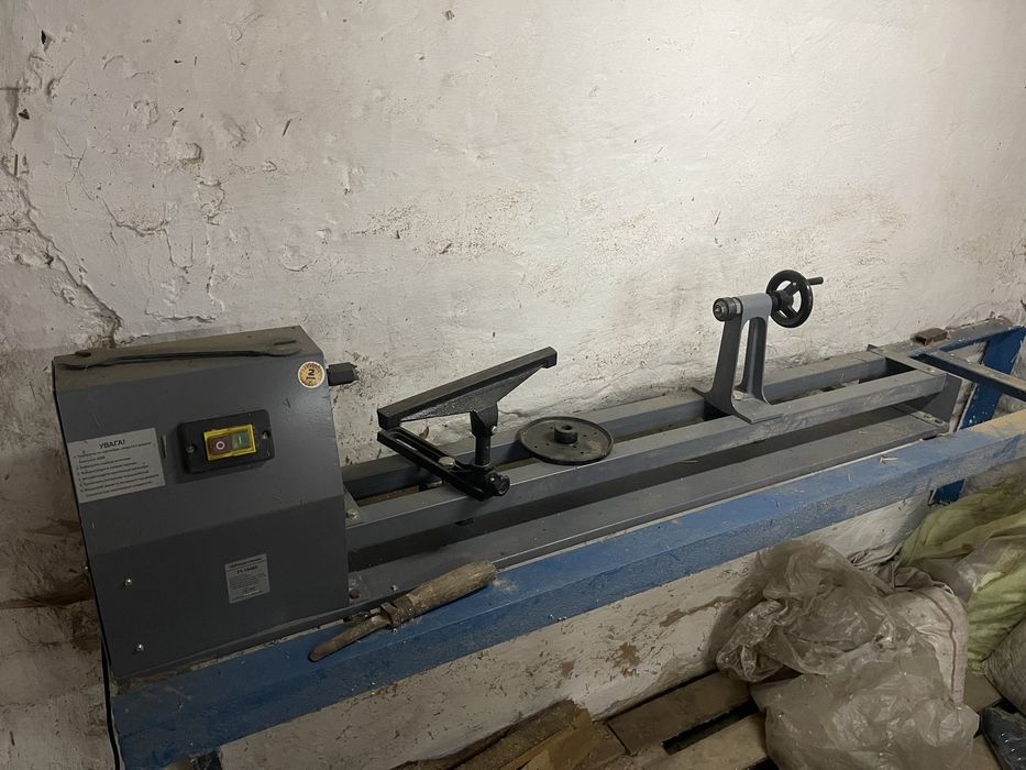 Токарний станок по дереву Енергомаш ТТ 10460