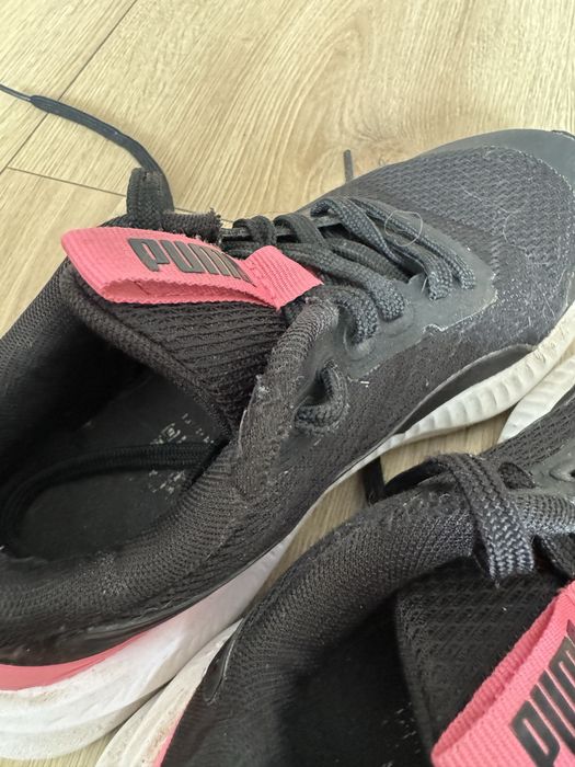 Buty puma 37  czarno rozowe
