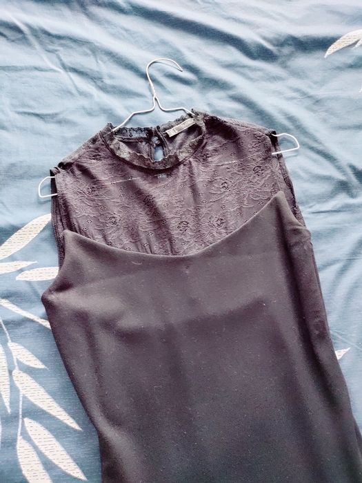 Vestido de passagem de ano preto com renda