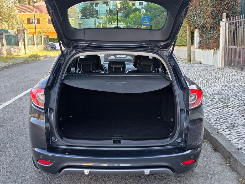 Renault Mégane GT Line Sport Tourer 1.5 DCI 110cv — Nacional • Muito Bem Estimada • Económica • 2011