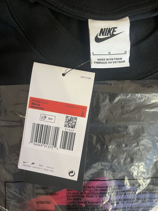 Футболка Nike Graphic T-Shirt Розміри: S.M.L Нова.Оригінал