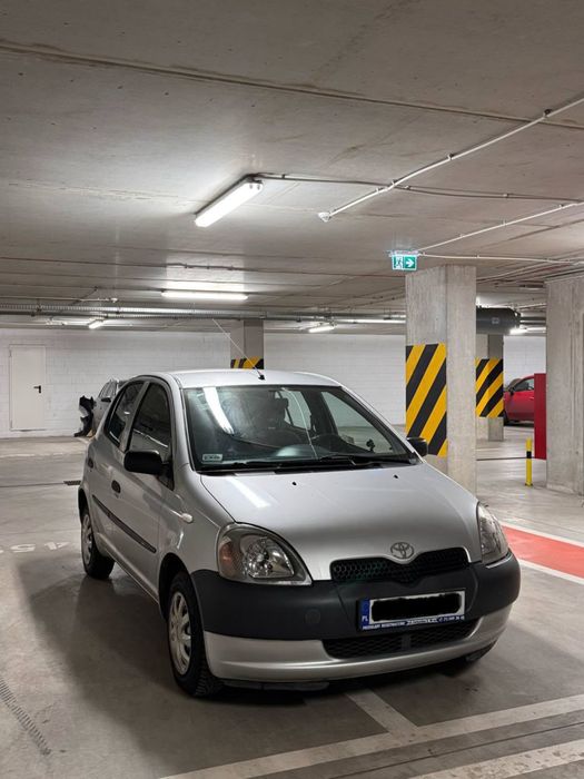 Toyota Yaris 2003r 1.0 benzyna stan dobry